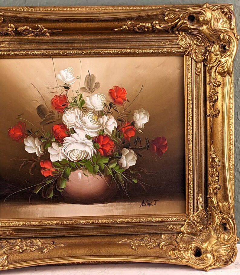 Vintage Oil on Canvas Roses in Vase Still Life Painting Framed in Wooden Gilded Rococo Style Frame 17x15in image 6