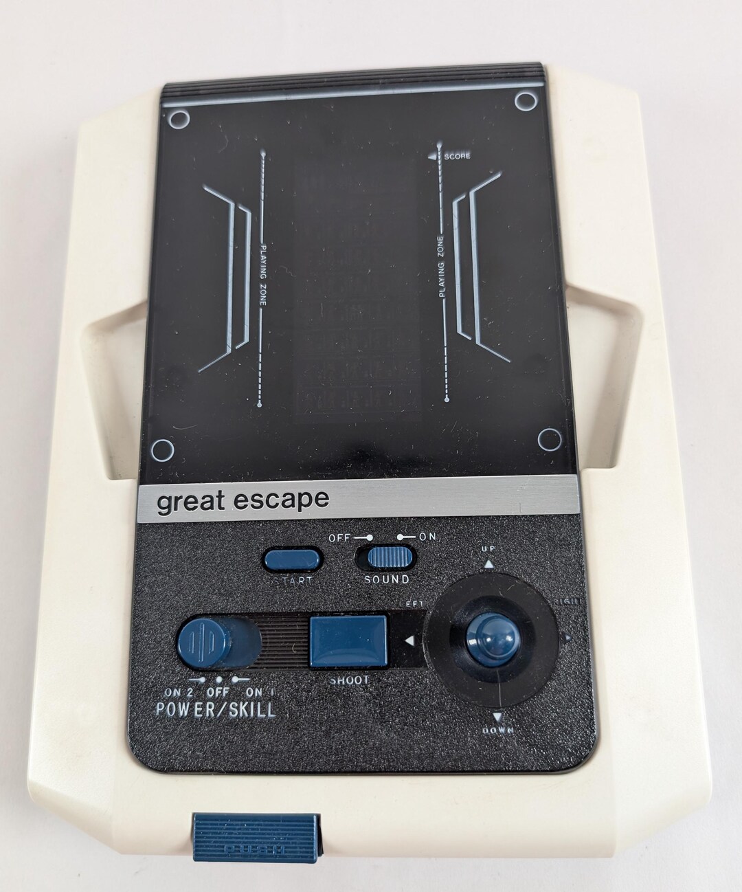 Tsukuda Original　　great escape Vintage 1981 Hand Held Game Console Great Escape Original Tsukuda