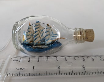 Vintage Cutty Sark Ship Miniature In the Bottle Nautical Model Sail Ship 4in Home Decoration