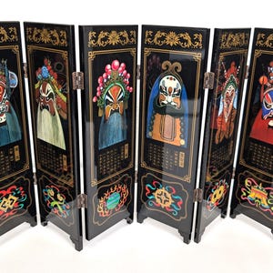 Vintage Miniature Wooden Folding Screen Chinese Facial Makeup of Peking Opera Divider Oriental Collectables