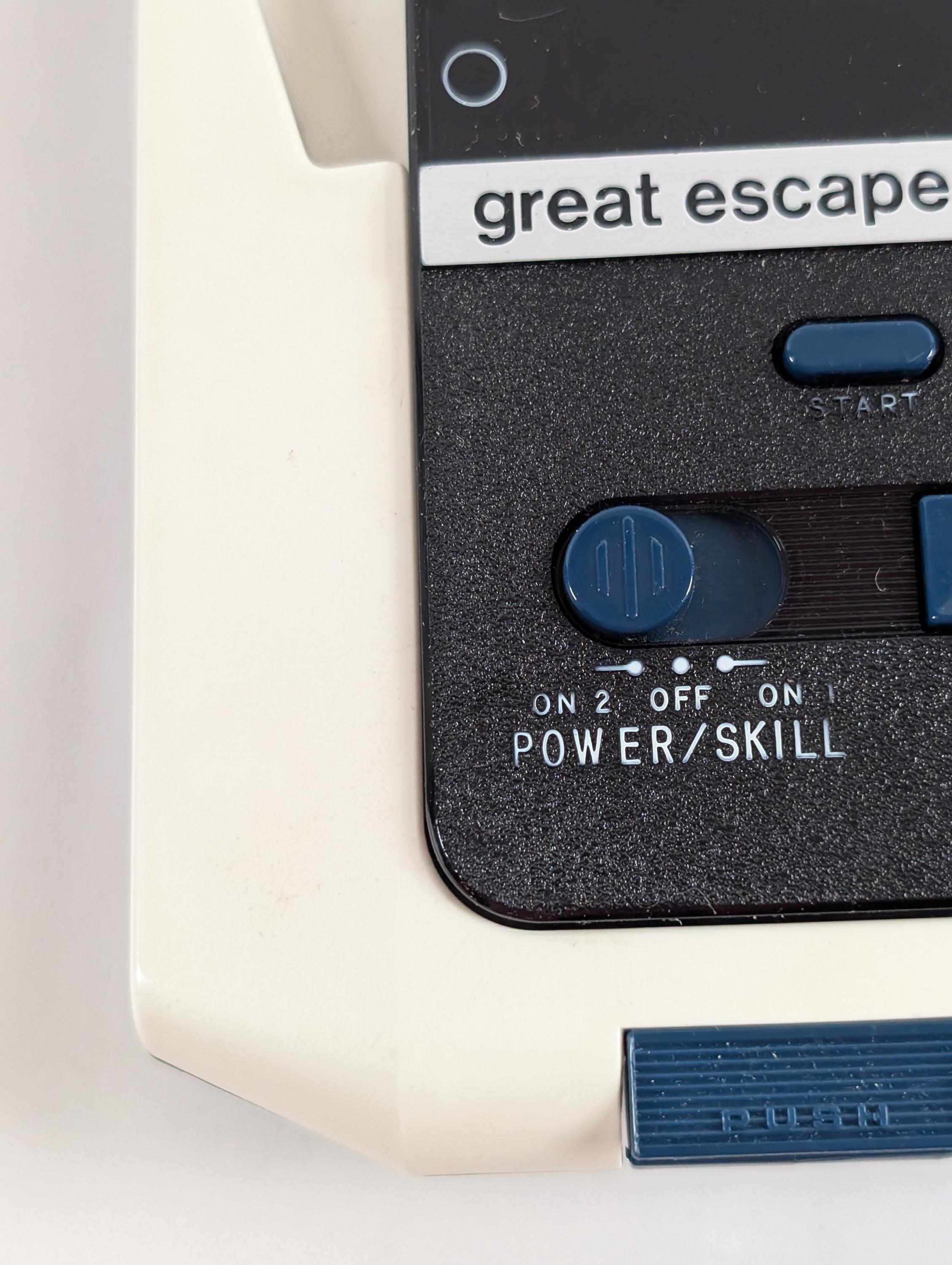 Vintage 1981 Hand Held Game Console Great Escape Original Tsukuda