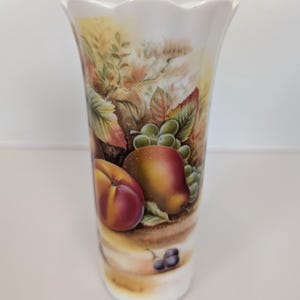 Vintage Ansley Orchard Gold Fluted Vase 15cm High Bone Porcelain Made in England Home Decoration