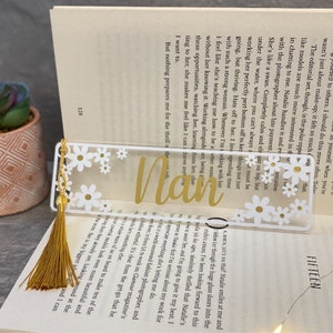 Personalised Daisy bookmark Book lover Gift | Retirement gift