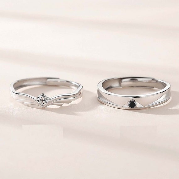 Silver couple rings in joyalukkas clearance