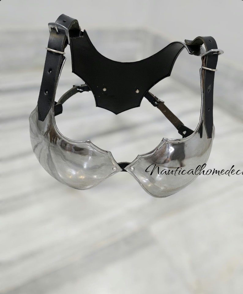 Medeltida riddare kvinnlig fantasi rustning bröstplatta romersk harnas bröstplatta gotisk bustier kostym återskapande SCA LARP Halloween present till henne bild 11