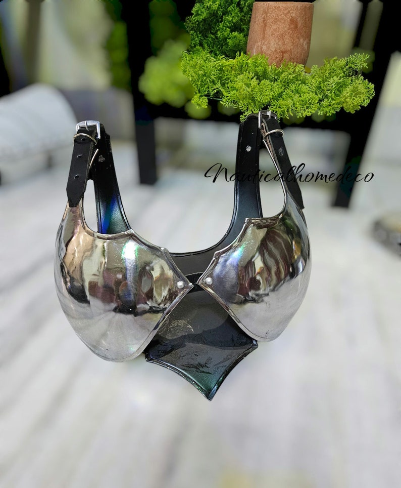 Medeltida riddare kvinnlig fantasi rustning bröstplatta romersk harnas bröstplatta gotisk bustier kostym återskapande SCA LARP Halloween present till henne bild 12