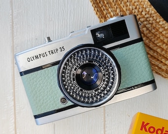Olympus Trip 35 | Refurbished vintage 35mm Film Camera | Water Green Leather | Film Included