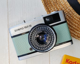 Olympus Trip 35 | Refurbished vintage 35mm Film Camera | Water Green Leather | Film Included