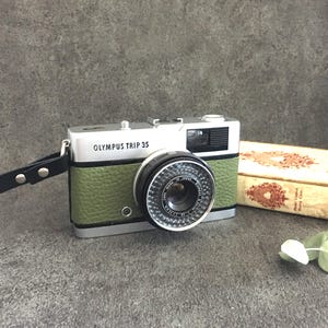Olympus Trip 35 Vintage 35mm Camera in Matchagroen – Gereviseerd en getest met lensdop, polsriem en 1 jaar garantie
