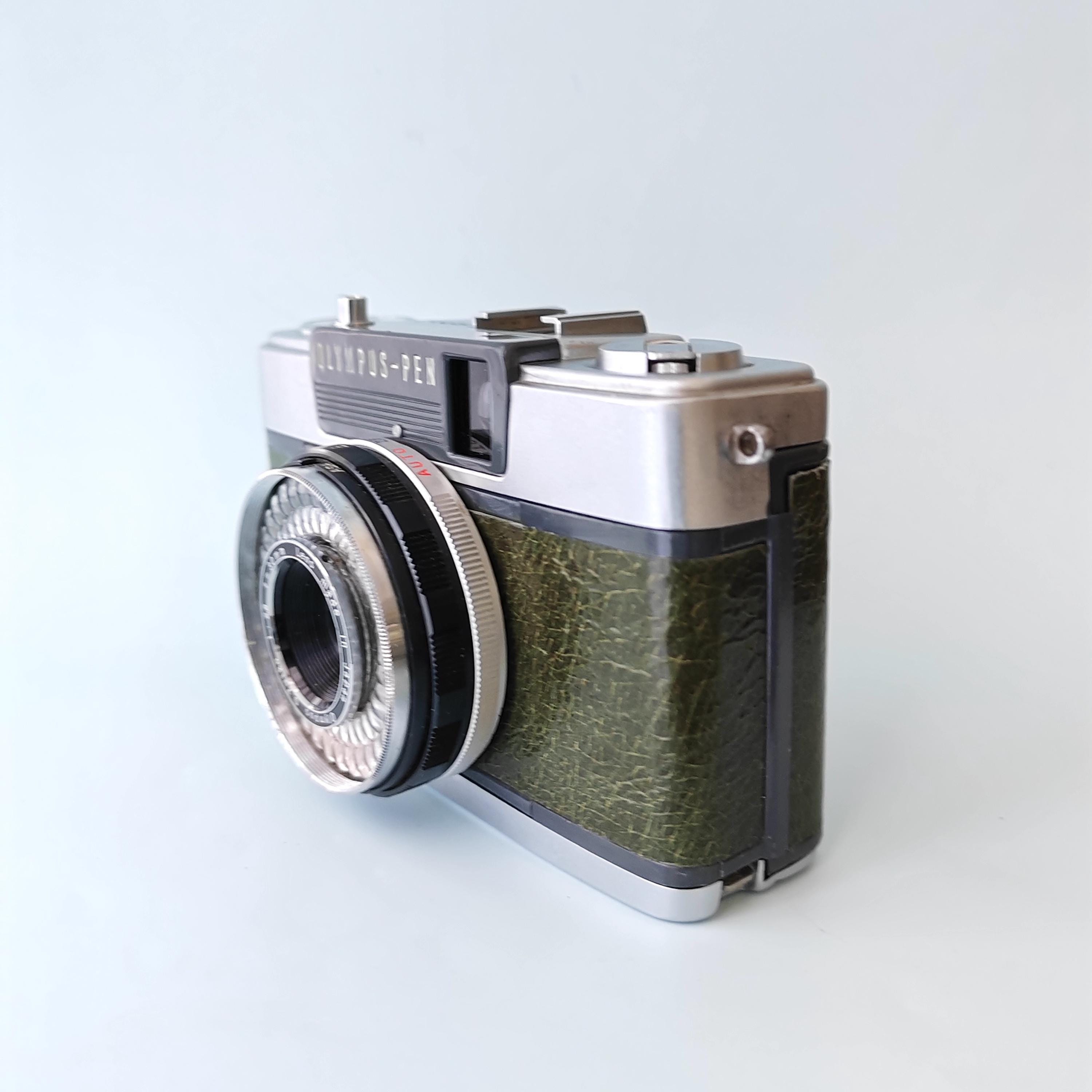 OLYMPUS PEN EES-2 緑色 フィルムカメラ 1本で2倍撮れるハーフカメラ｜オリンパス PEN EE-2抹茶｜フィルム付