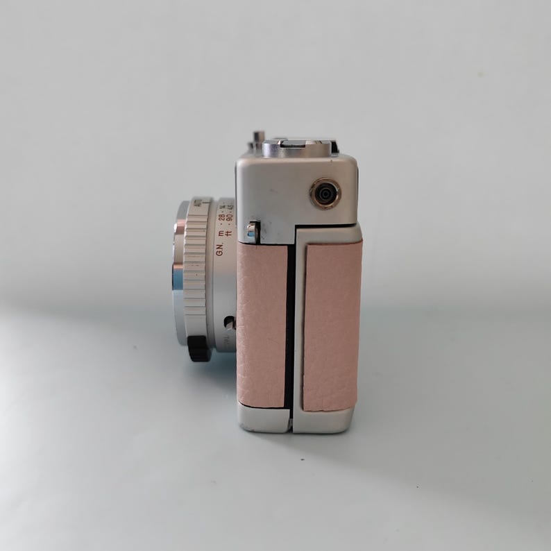 Konica C35 Rangefinder Film Camera | Refurbished & Tested in Japan | Kodak Film Included | Hexanon 38mm Lens | Pale Pink Leather image 6