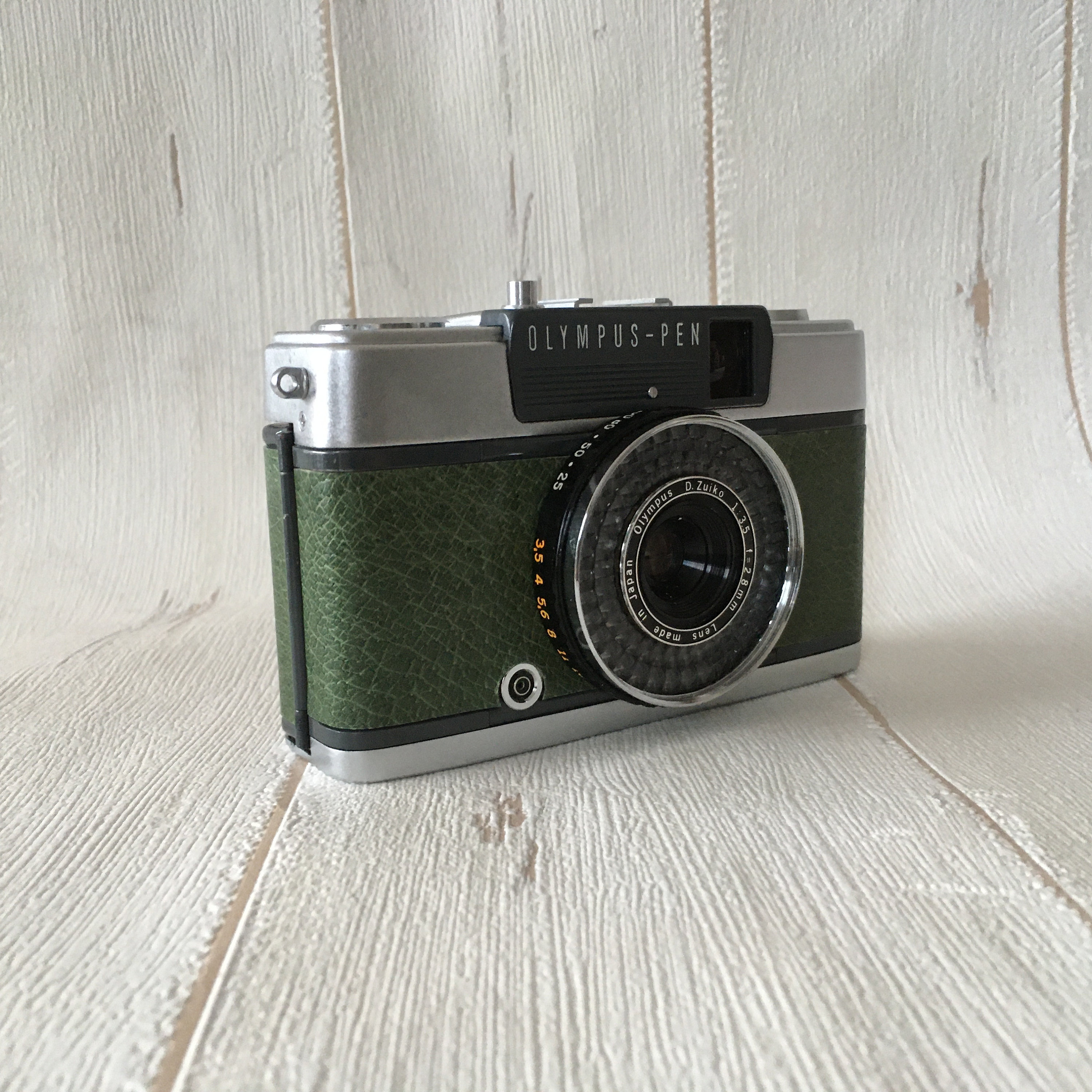Olympus PEN EE-2: Matcha Green Vintage Half-frame 35mm Film