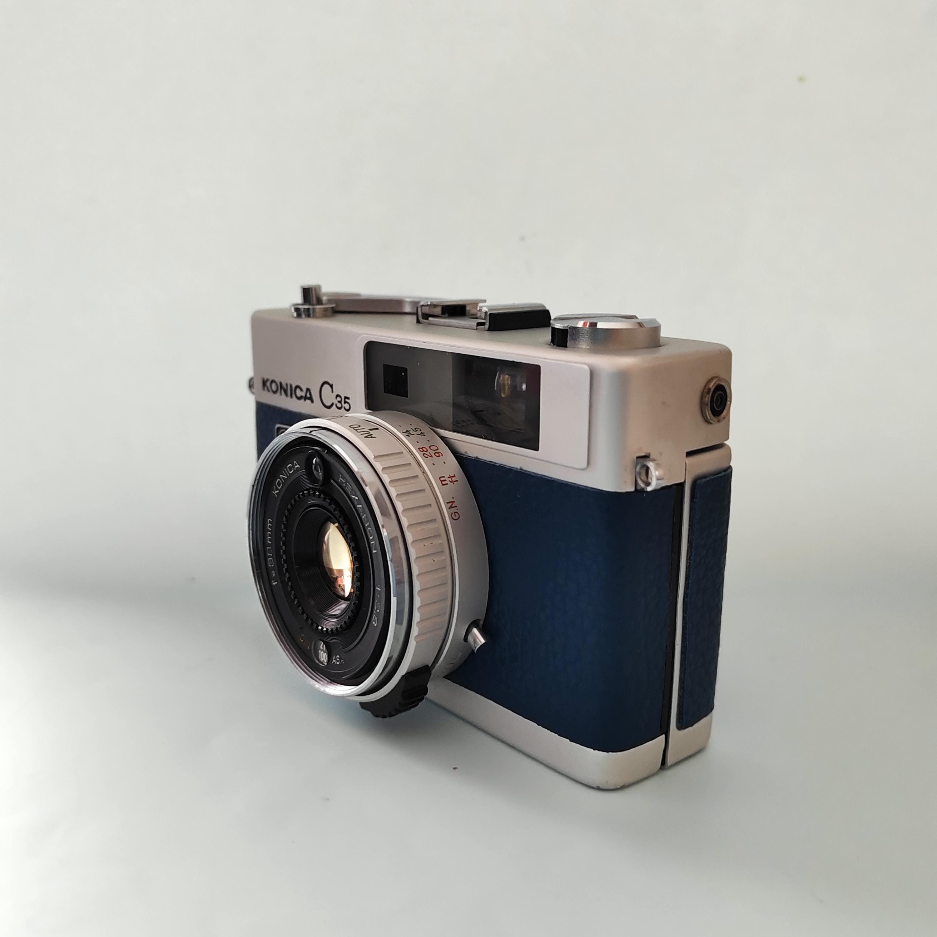 コニカ C35 レンジファインダーフィルムカメラ | 国内整備・テスト済み