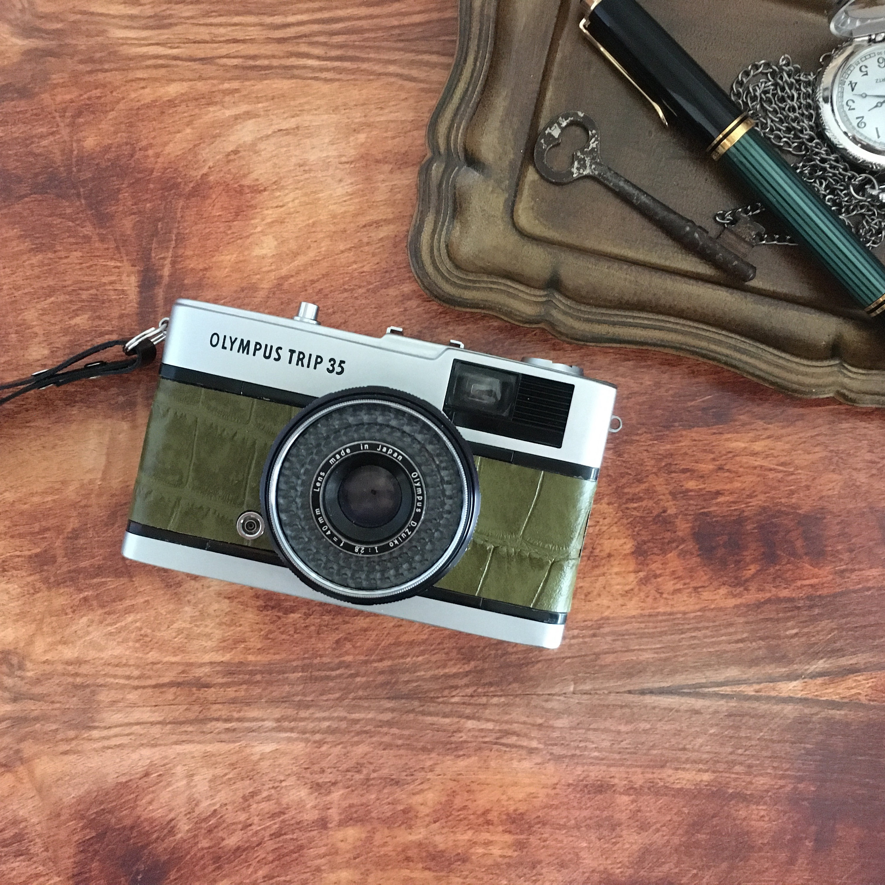 【samurai japan】OLYMPUS TRIP 35 Olympus Trip 35 Point & Shoot Film Camera Black with