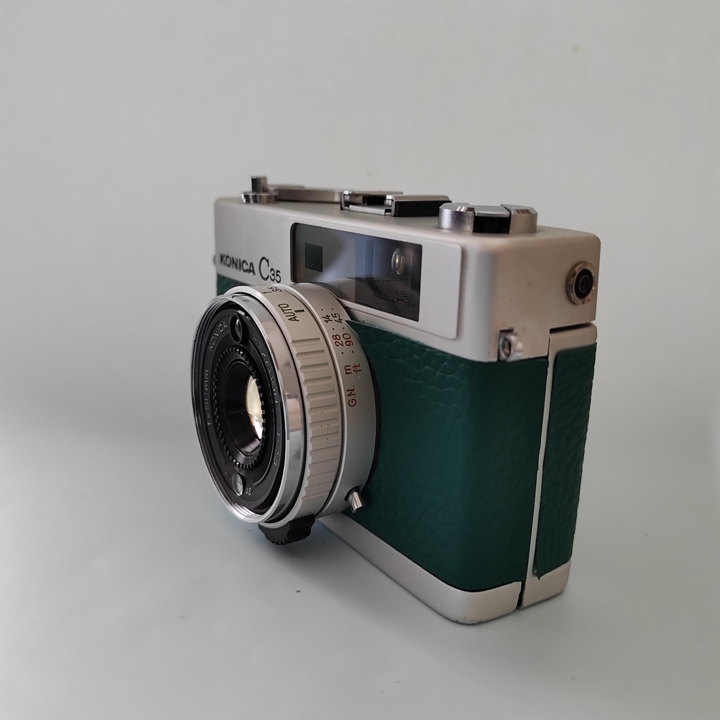 Konica C35 レンジファインダーフィルムカメラ | 国内整備・テスト済み