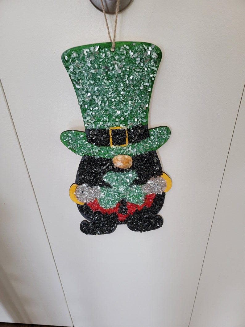 Crushed Glass and Epoxy Art Creations. I Love to Let My Imagination Run