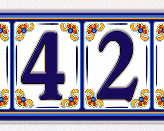 Mozaïek bloemen huisnummerbord: keramische adrestegel