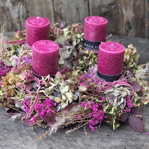 schöner Adventskranz / haltbarer Weihnachtskranz / Adventskranz aus Trockenblumen / handgebundener Adventskranz / weihnachtlicher Kranz
