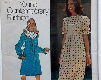 Year:1972, Simplicity 5403 sz7jr CottageCore Dress with Yoke, Ruffles, Pleats Vintage Sewing Pattern