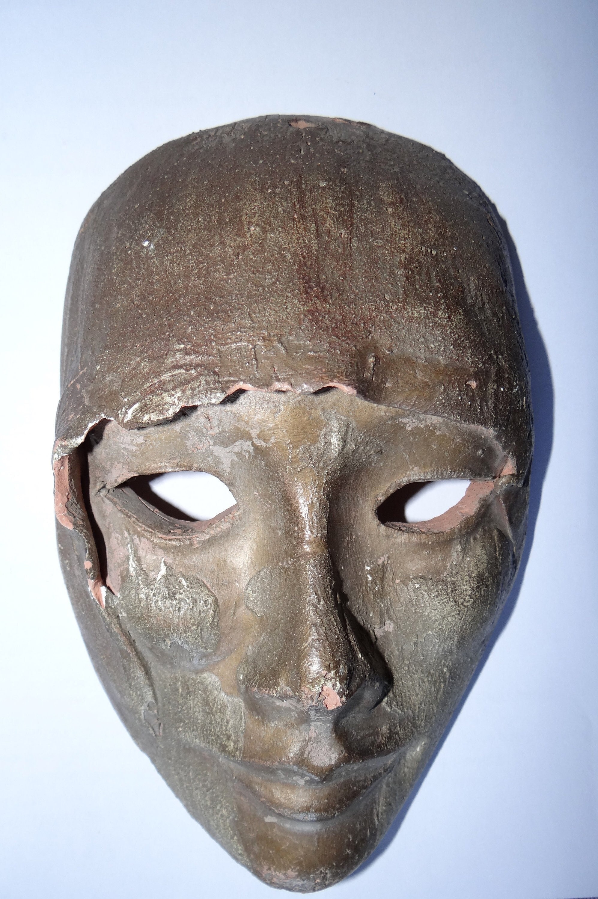 albert Thiry, Masque