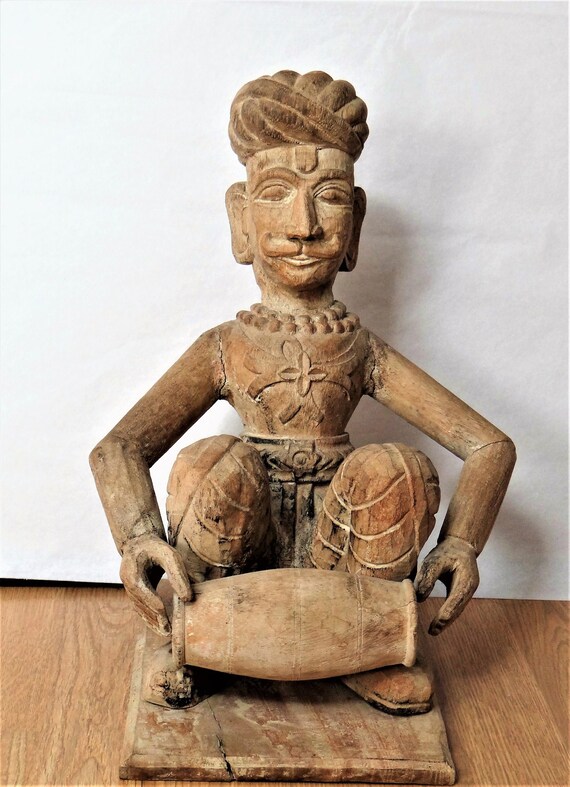 Indian musician in wood-Muscisian Statue-Unique Gift-Antique Collection