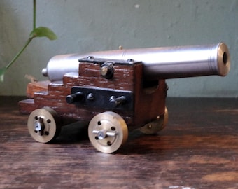 おもちゃの木製大砲 - Etsy 日本
