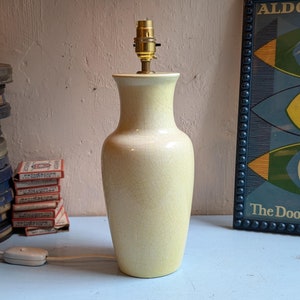 Lampada da tavolo in porcellana smaltata craquelé in stile giapponese degli anni &#39;80