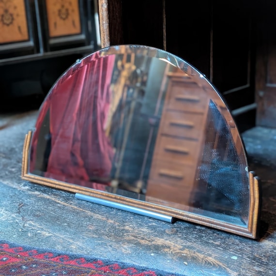 Vintage 1930s Art Deco Fan-Shaped Overmantel Mirror – Brass Frame – 73 x 42.5 cm