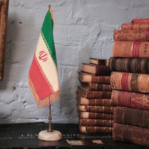 Vintage Marble and Brass Indian Desktop Flag Pole
