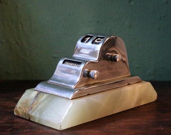 Vintage Art Deco Perpetual Desk Calendar – Chrome and Green Onyx