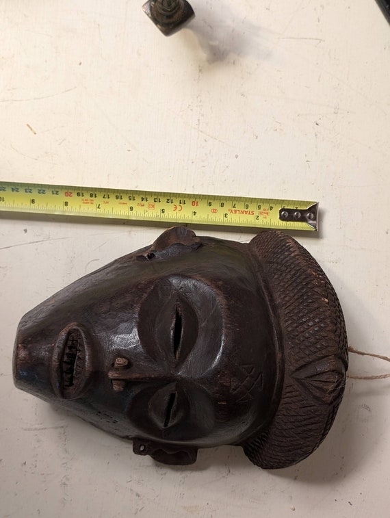 チョクウェ・アキシ部族マスク - アフリカ美術 - アンゴラ - Etsy 日本