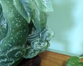 リンゴの木の下の翡翠彫刻の囲碁棋士 - Etsy 日本