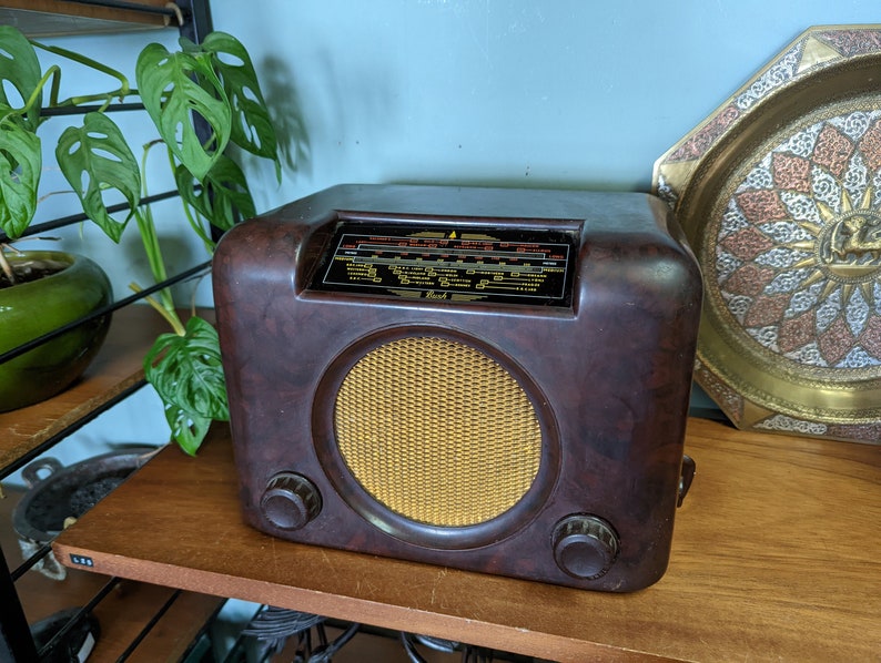 Vintage Bush DAC 90A Bakelite Valve Radio