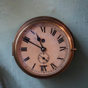 C.1940&#39;s Vintage English Brass 8 Day Bulkhead Wall Clock