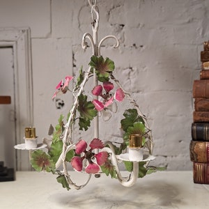 1960&#39;s Italian Tole Ware Hanging Chandelier Pendant Light