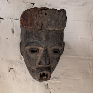 Antique Chokwe Akishi Tribal Mask - African Art - Angola