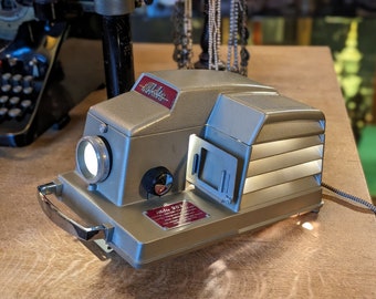 Vintage Aldis 303 1960's Slide Projector