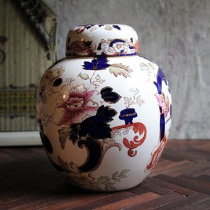 Mason’s Ironstone “Mandalay” Lidded Ginger Jar | Imari-Style Floral, Cobalt & Rust, 1960s-70s England