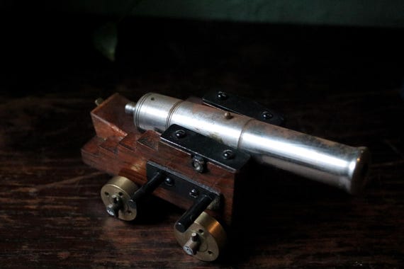 ヴィンテージ ミニチュア 真鍮製模型大砲 - Etsy 日本