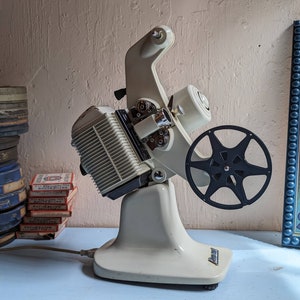 1950&#39;s CIRSE MISSOURI Working 8mm Movie Projector