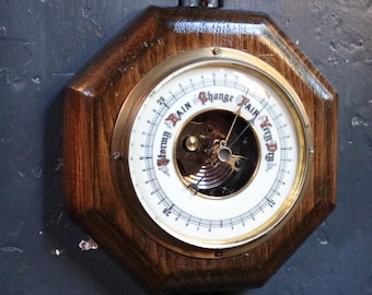 Vintage C.1930's Oak Aneroid Wall Barometer - Octagonal Case - Working Order - Weather Station