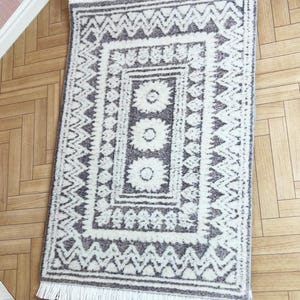 Dollhouse Miniature Gray Modern Fringe Area Rug