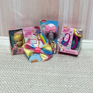 Miniature Set of Jojo Siwa Toys