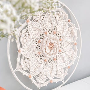 Mandala Crochet Pattern AMALA 35 cm/13 inch Crochet Doily Pattern | PDF English & Dutch | Crochet Boho Wall Hanging Decoration, Dreamcatcher