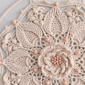 PDF mandala crochet pattern AMALA | 35 cm, 13,8 inch | boho decor crochet pattern | crochet doily | printable pattern English + Dutch