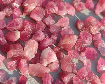 200 Gram Wholesale Lot Pink Tourmaline Rough Designer Red Pink Rubellite Tourmaline Rough Raw Crystal Mineral Gemstone For Jewelry GV12-5