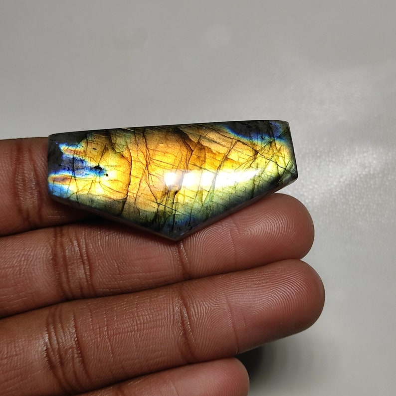 Top Quality Design Multi Blue Flashy Labradorite Cabochon Fancy Shape Dual Color Smooth Polished Handmade Gemstone For Pendent Jewelry G2209