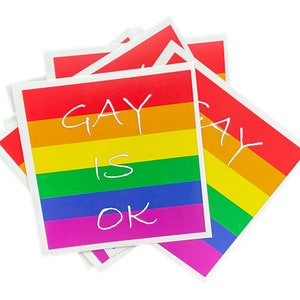 10-50 peças Gay está ok adesivos | Adesivos LGBTQ | etiquetas do orgulho alegre de <br> Entrega Rápida? adesivos lgbt | adesivos de arco-íris | bandeira lgbt | bandeira do orgulho | orgulho gay