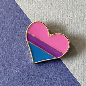 Bisexual flag pin heart | lgbt pins | bisexual flag | bisexual pride | bi pride flag | bisexual | bi pride | bisexual pride flag | bisexual