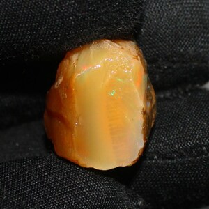 Opal Raw Crystal, Natural Opal Rough, AA Fire Opal Raw, Loose Opal Rough, Ethiopian Opal Raw, Jewelry Making Opal Raw Specimen, 24.65 Cts